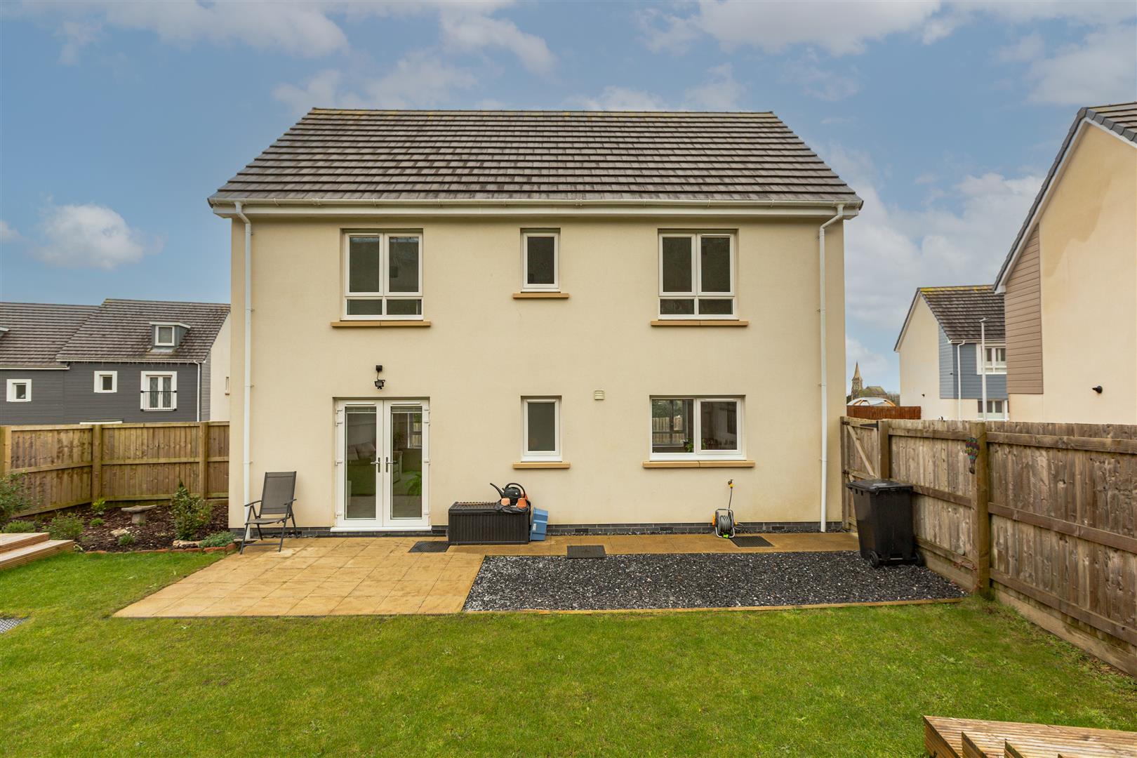 Maes Gwdig, Burry Port, SA16 0TG